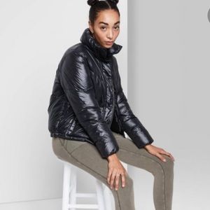 ✨Wild fable black puffer jacket size small …